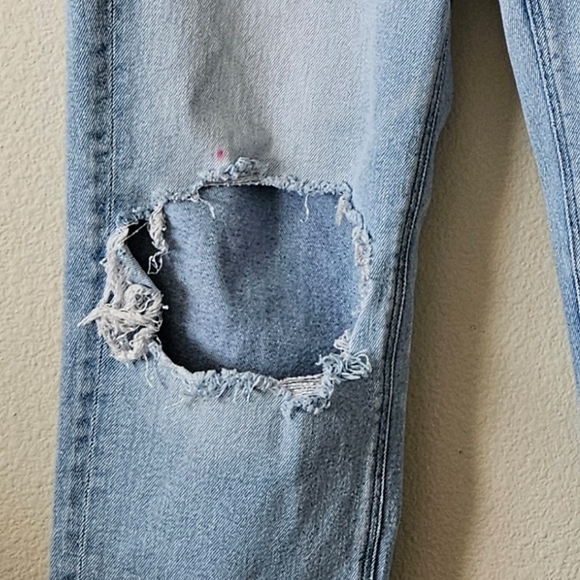 American Eagle AE Mom Straight Jeans 8R - Picture 11 of 11